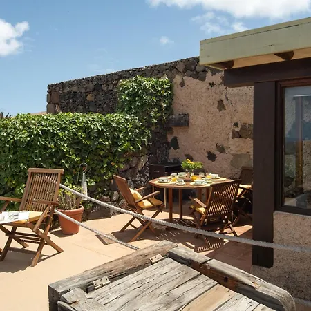Casa Poniente Lodge Haria